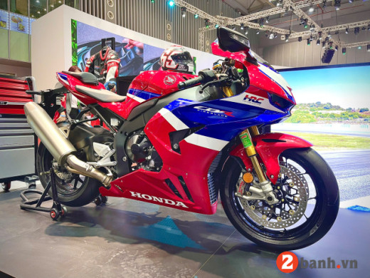 CBR1000RR-R FIREBLADE SP 2025
