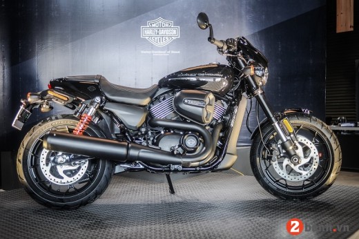 HARLEY DAVIDSON STREET ROD 750