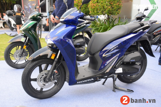 SH150I VETRO BLUE 2026