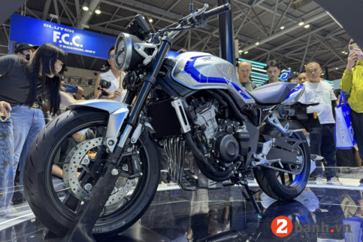 CB500 SUPER FOUR 2026