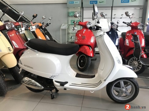 Gia Xe Vespa Lx 2018 Xe May Vespa Lx Iget 125 Hang Piaggio