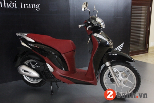 So sánh sh mode vs piaggio liberty 2014 - 2