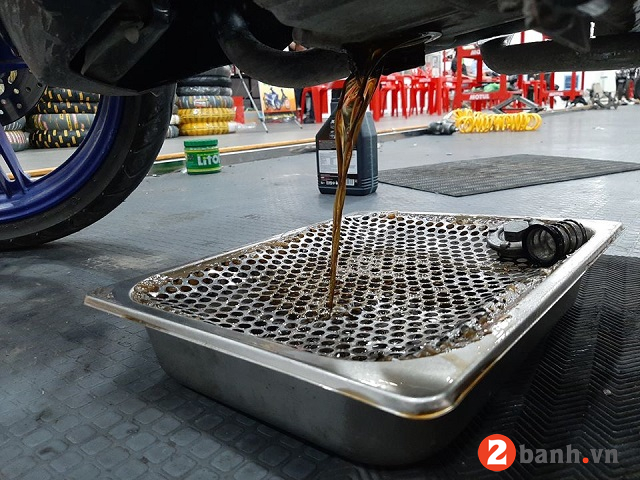 Tư vấn dầu nhớt tốt nhất phù hợp cho xe exciter 155 - 2