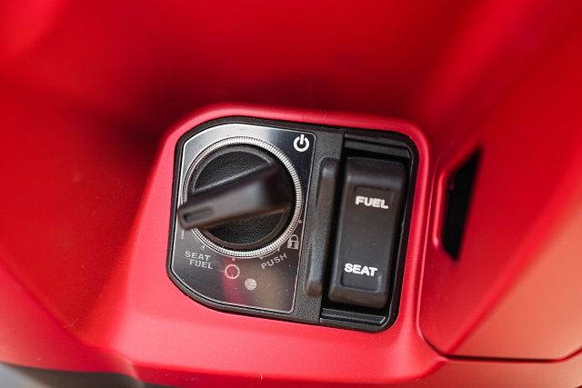 So sánh vario 160 abs và vario 160 cbs có gì khác biệt - 11