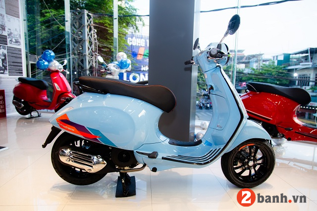 Chiều cao yên xe vespa primavera bao nhiêu nữ cao 1m55 đi có phù hợp - 4