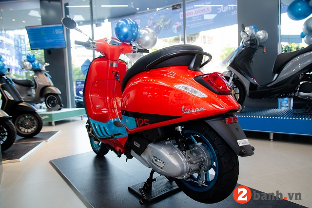 Chiều cao yên xe vespa primavera bao nhiêu nữ cao 1m55 đi có phù hợp - 3