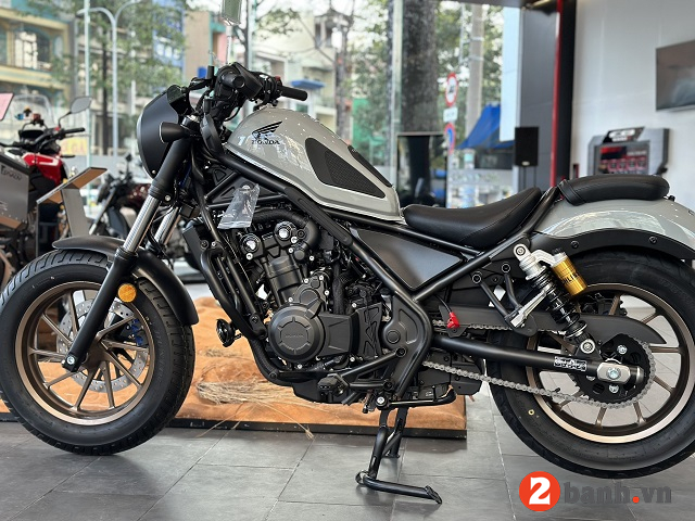 Honda rebel 500 xám xi măng giá bao nhiêu t62024 - 2