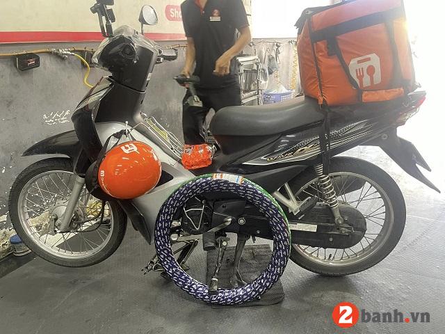 Tư vấn các loại vỏ xe tốt nhất cho honda wave 2025 - 1