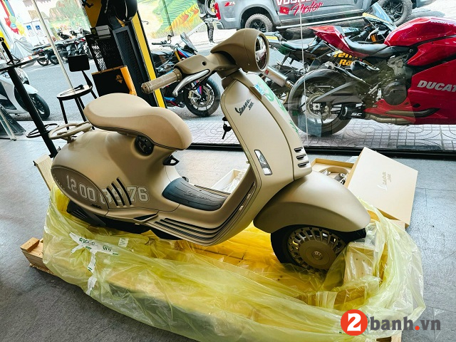 Vespa 946 dragon bản giới hạn giá bao nhiêu tại việt nam - 1