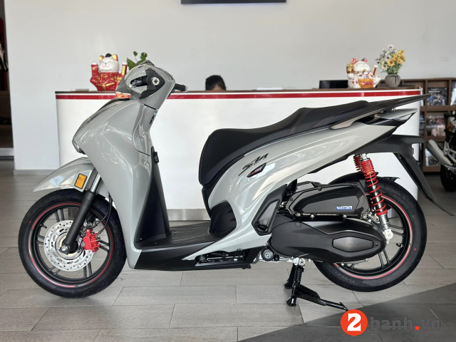 Chiều cao yên xe sh350i 2026 bao nhiêu nam cao 1m65 đi có phù hợp - 2
