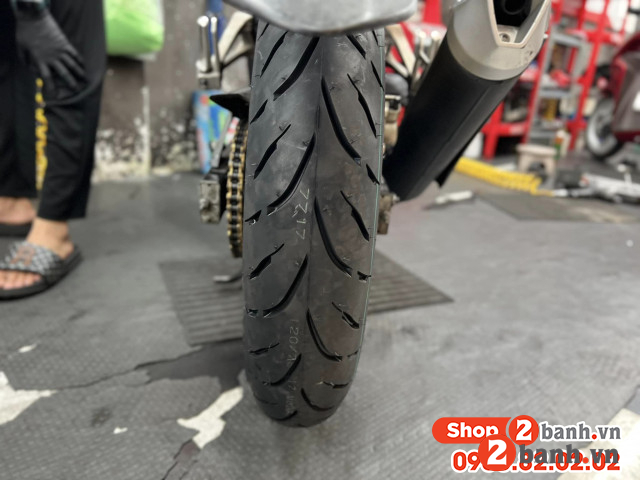 Tư vấn các loại vỏ xe tốt nhất cho yamaha r15 2025 - 8