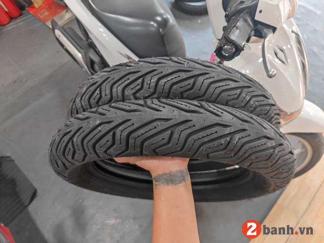 Tư vấn các loại vỏ xe tốt nhất cho xe adv 160 - 3