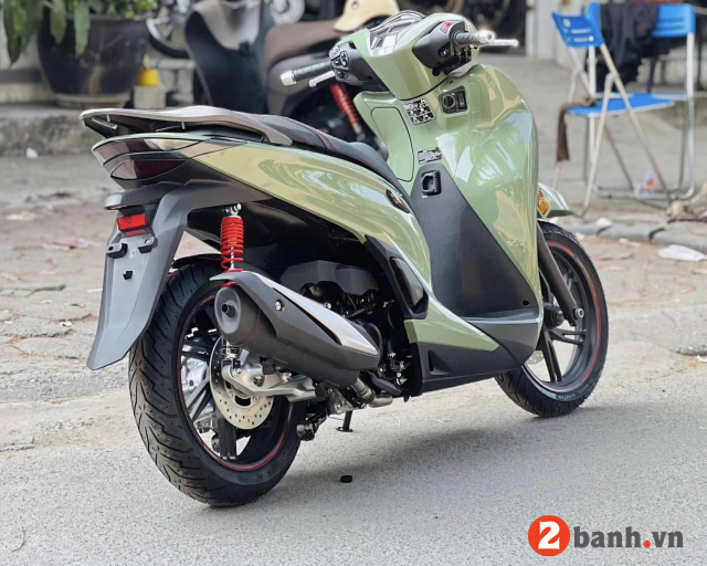 Sh350i phiên bản thể thao giá bao nhiêu - 2