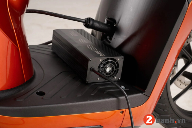 Xe máy điện dat bike quantum s1 đi được bao nhiêu km cho 1 lần sạc đầy - 3