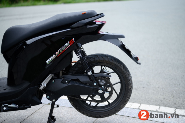 Xe máy điện dat bike quantum s1 đi được bao nhiêu km cho 1 lần sạc đầy - 2
