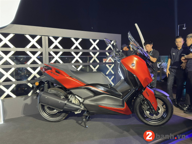 Giá xe xmax 300 2025 mới nhất hôm nay tháng 6 tại đại lý yamaha - 4