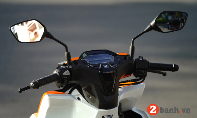 Vario 160 phiên bản repsol có giá bán bao nhiêu tại việt nam - 7