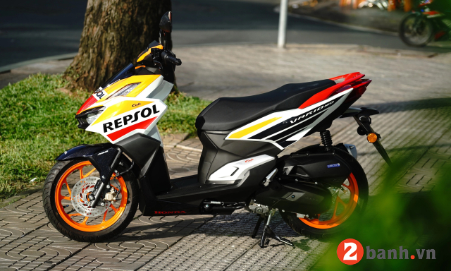 Vario 160 phiên bản repsol có giá bán bao nhiêu tại việt nam - 1