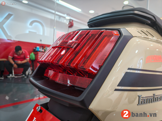 6 thông số xe lambretta x300 cần phải biết trước khi mua xe - 9