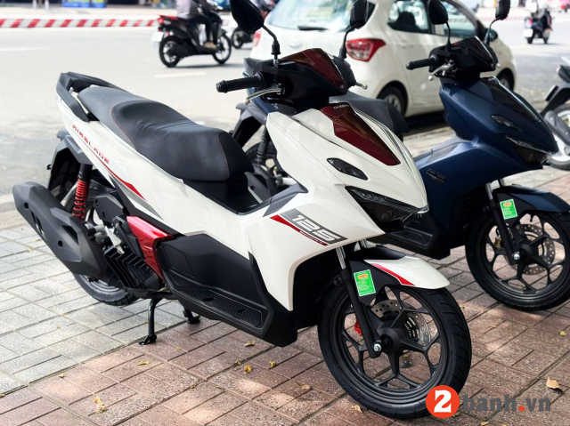 Air blade 2026 có gì khác so với đời cũ ab 2023 - 3