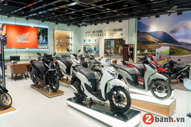 Top 4 xe tay ga yên thấp cho các bạn nữ  - 2