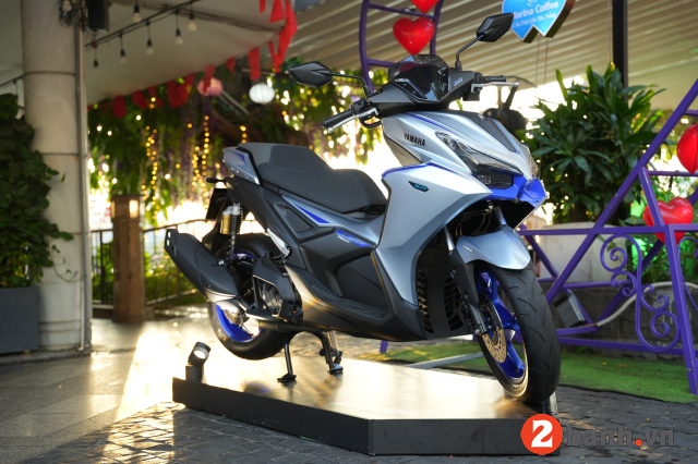 Chiều cao yên xe nvx 2026 bao nhiêu nam cao 1m6 đi có phù hợp - 3