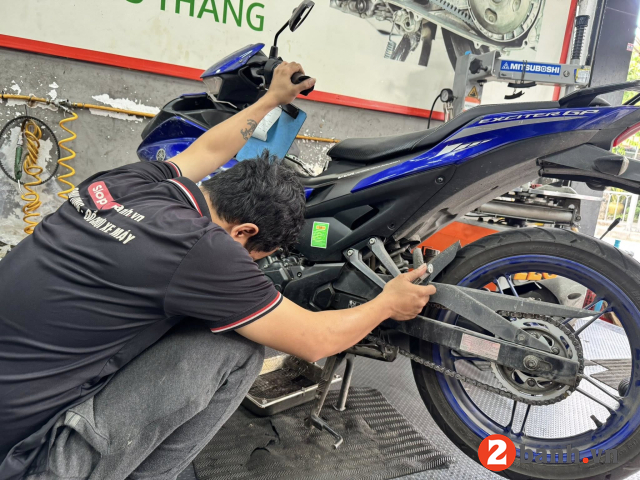 Tư vấn dầu nhớt tốt nhất phù hợp cho xe exciter 155 - 2