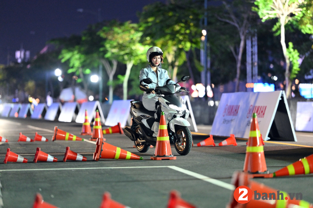 Chiều cao yên xe gear 2026 bao nhiêu nữ cao 1m5 đi có phù hợp - 3