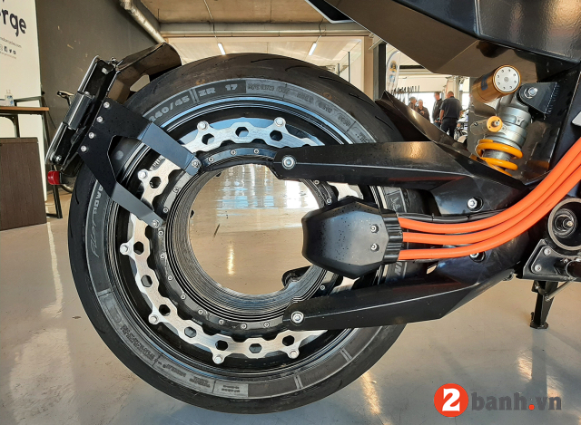 Mô tô điện verge ts pro dùng pin thể rắn khi nào ra mắt - 5