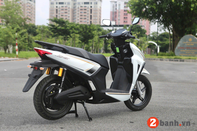 Chiều cao yên xe vinfast kinet bao nhiêu nam cao 1m6 đi có phù hợp - 2