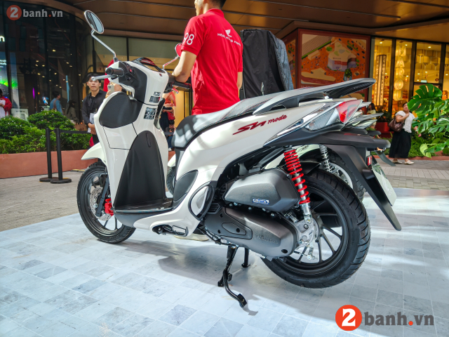 Chiều cao yên xe sh mode 2027 bao nhiêu nữ cao 1m6 đi có phù hợp - 3