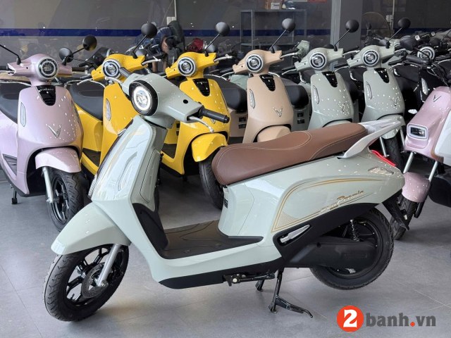 Xe điện evo grand premia đi được bao nhiêu km cho 1 lần sạc đầy - 2