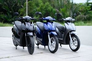 Quãng đường xe máy điện đi được bao nhiêu km cho một lần sạc tại Việt Nam?