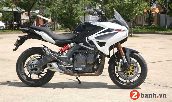 Benelli tnt 600gt - 2