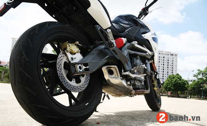 Benelli tnt 600gt - 10