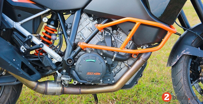 Ktm 1050 adventure - 3