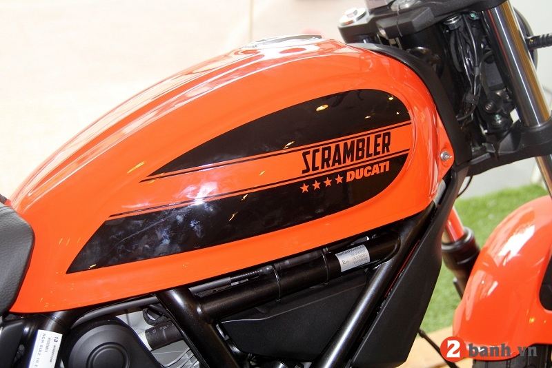 Ducati scrambler sixty2 - 8