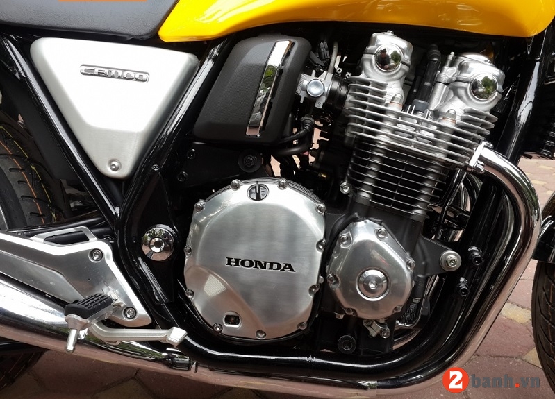 Honda cb1100 2017 - 3