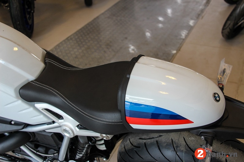 Bmw r nine t racer - 6