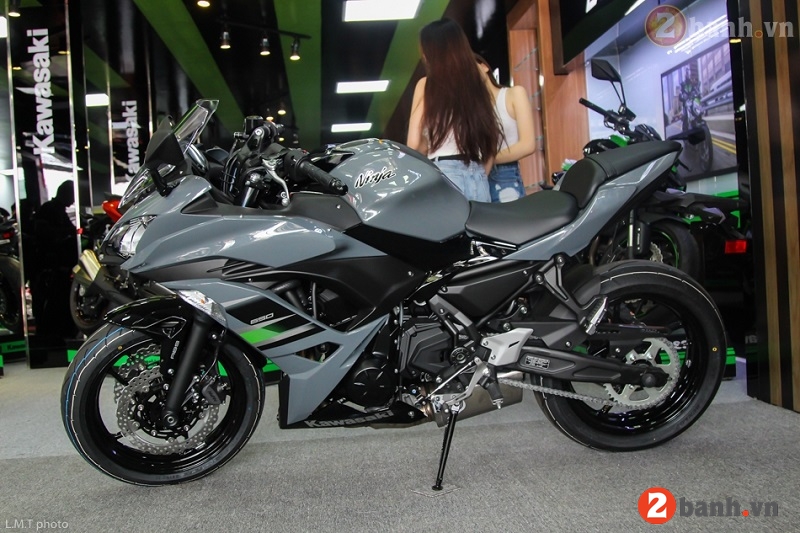 Kawasaki ninja 650 2017 - 3