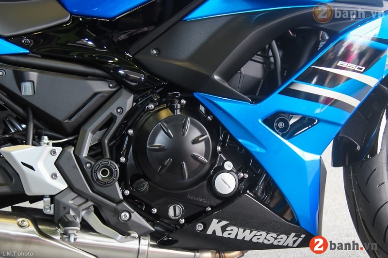 Kawasaki ninja 650 2017 - 8