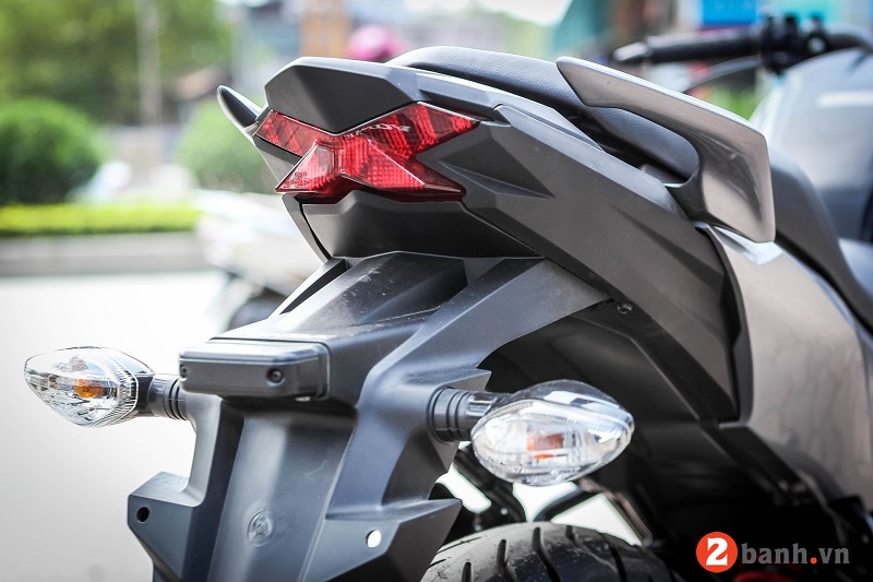 Honda CB Hornet 160R giá hơn 80 triệu đầu tiên về Việt Nam  Xe máy