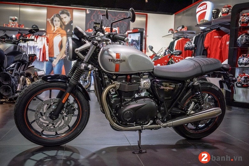 Triumph street twin - 2