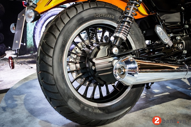 Guzzi v9 roamer - 11