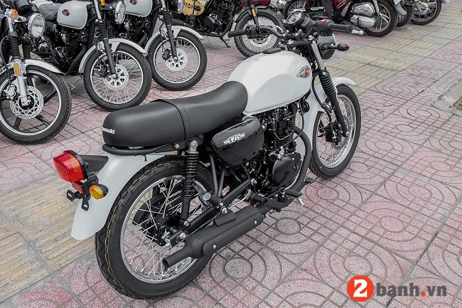 Kawasaki w175 - 8