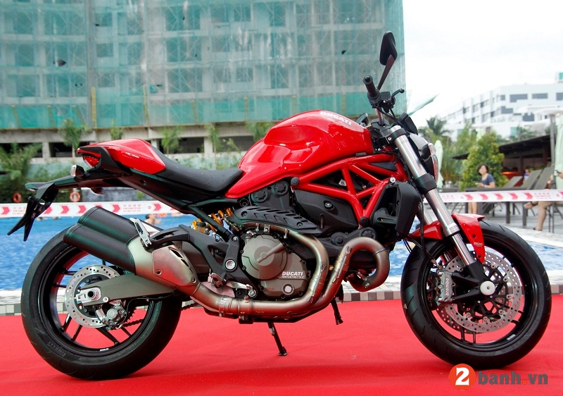 Ducati monster 821 - 2