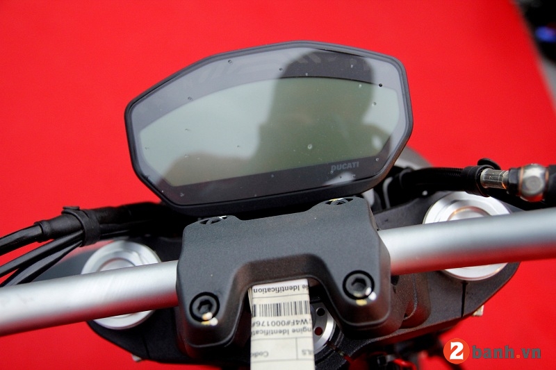 Ducati monster 821 - 6