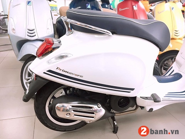 Vespa primavera yacht club - 8