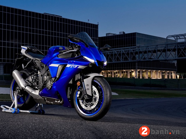 Siêu mô tô Yamaha R1 và R1M 2020 lộ diện giá 402 triệu đồng