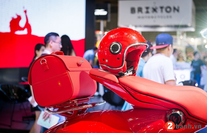 Vespa 946 emporio armani - 7